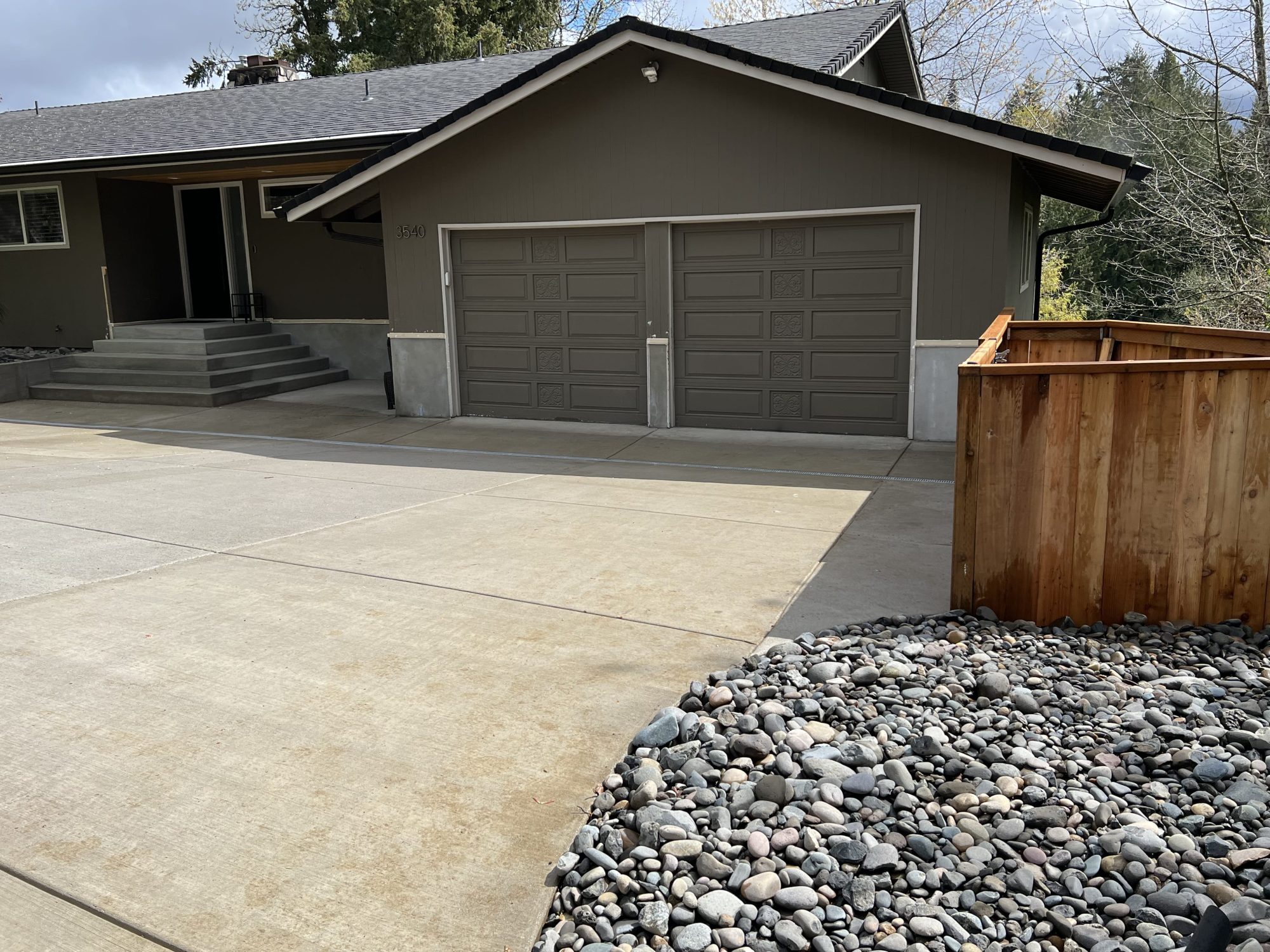 Exposed aggregate concrete driveway in the Portland area